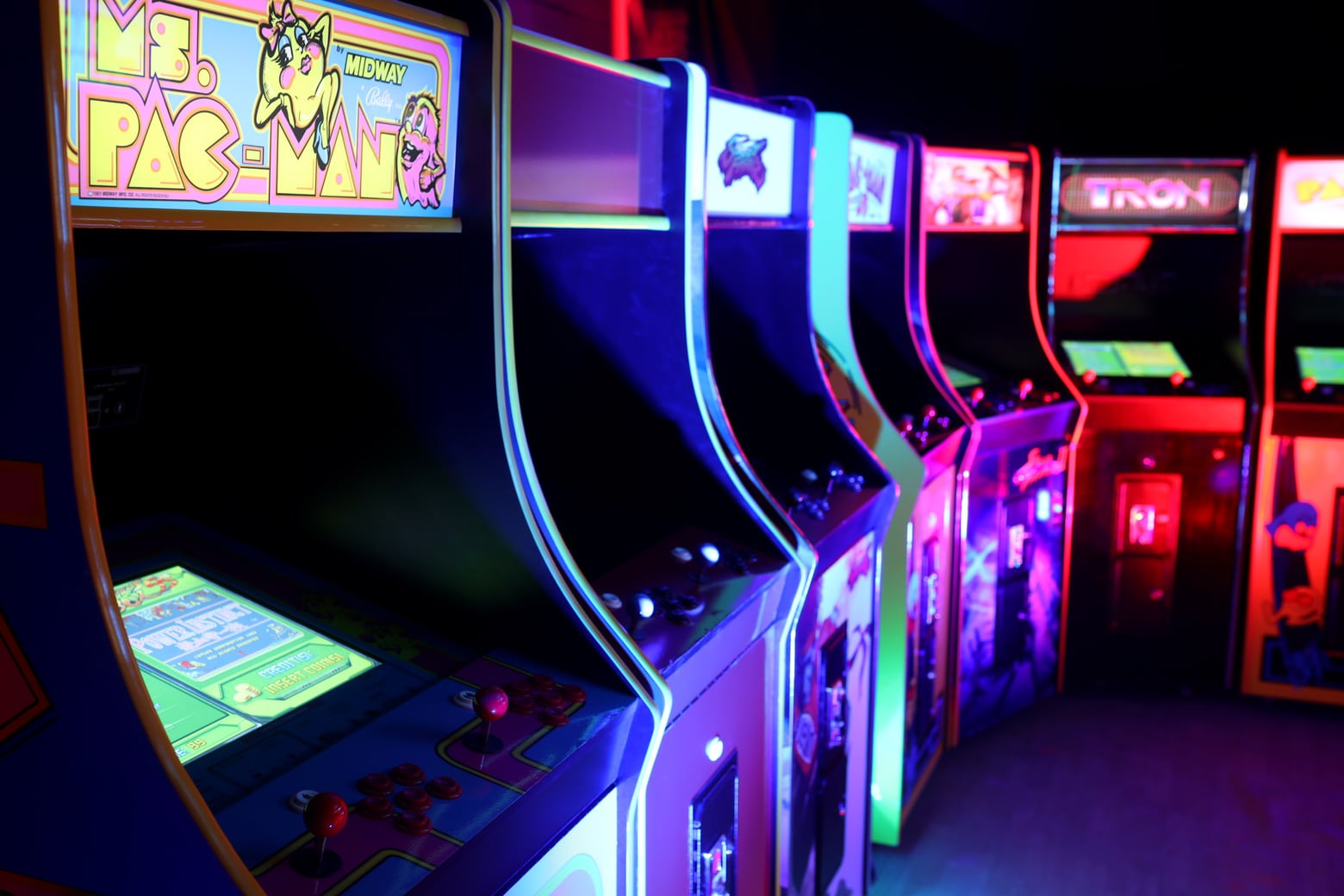 Location jeu d'arcade tape grenouilles ou tape taupes - Jourmagic®